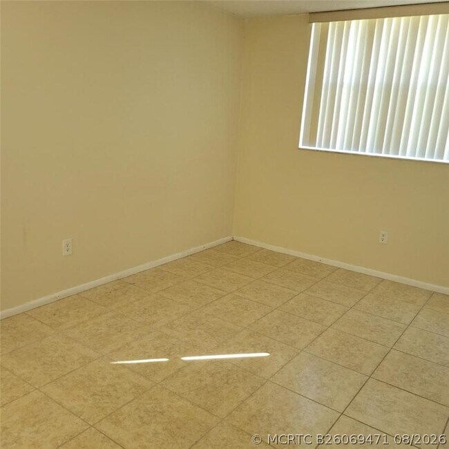 Foto del edificio - 1820 SW 81st Ave