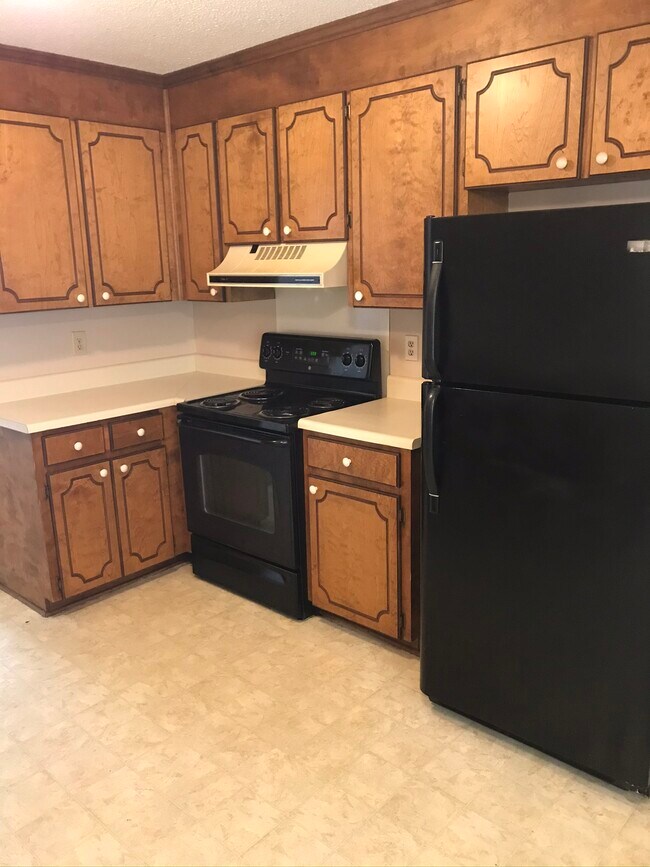 Updated appliances - 531 Willson St