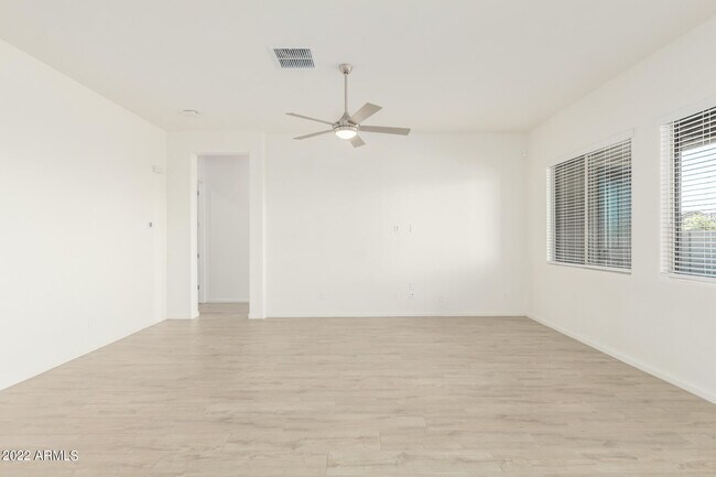 Foto del edificio - 18545 W Chuckwalla Canyon Rd