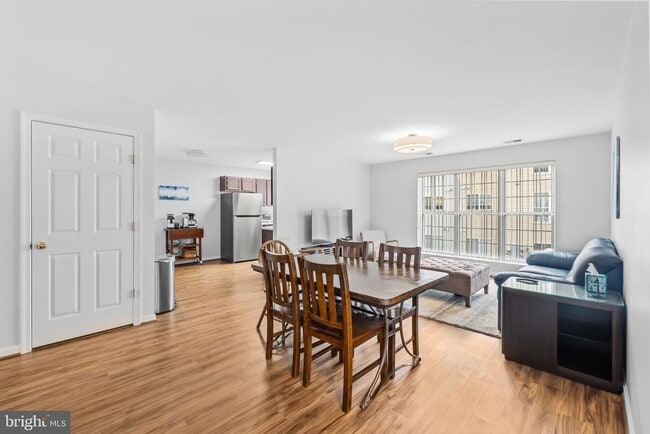 Building Photo - 1130 Huntmaster Terrace NE