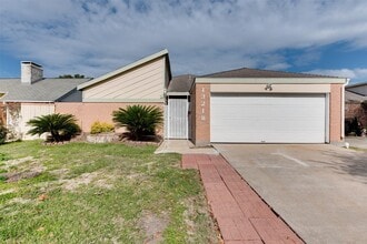 Building Photo - 13218 Avonshire Dr