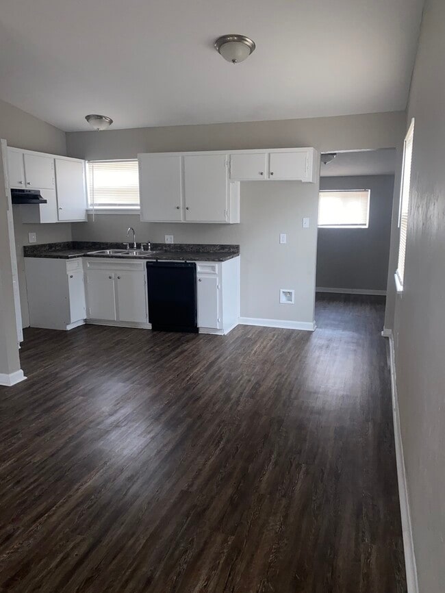 Foto del edificio - 504 NW 92nd St