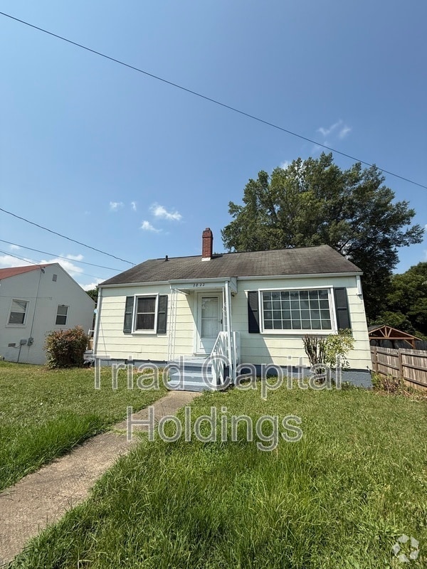 Building Photo - 2822 Thomasville Rd