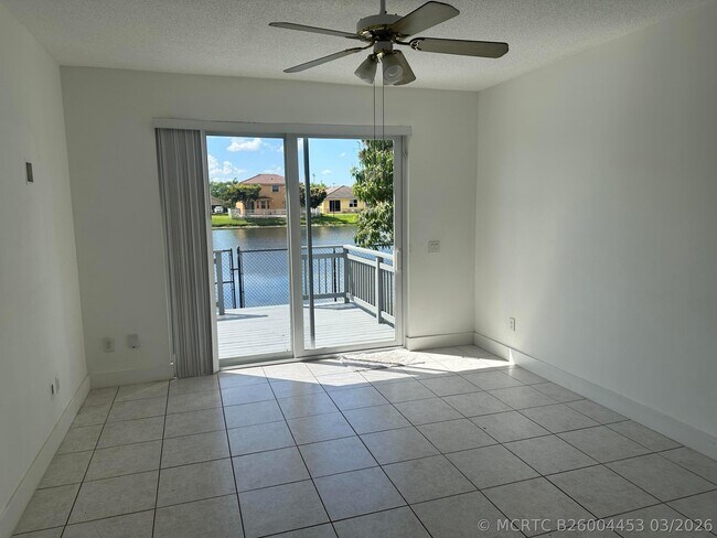 Foto del edificio - 10226 SW 58th St
