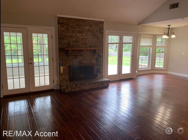Foto del edificio - 4 br, 2.5 bath House - 113 River Bend Road