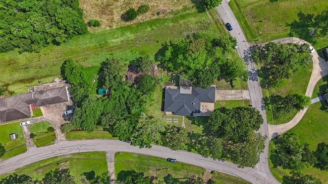 Building Photo - 1108 Myrtlewood Dr