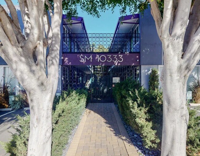 Foto del edificio - 10333 Santa Monica Blvd