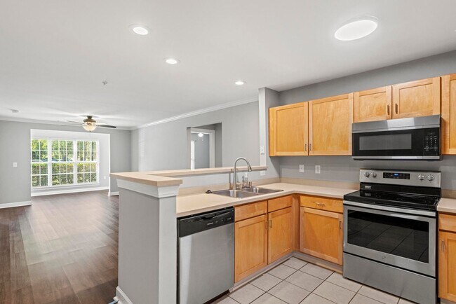 Foto del edificio - 2820 Bloomfield Ln