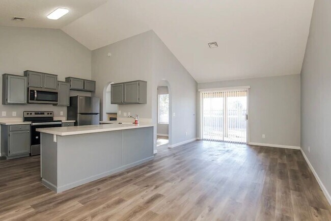 Foto del edificio - 4504 N 106th Ave
