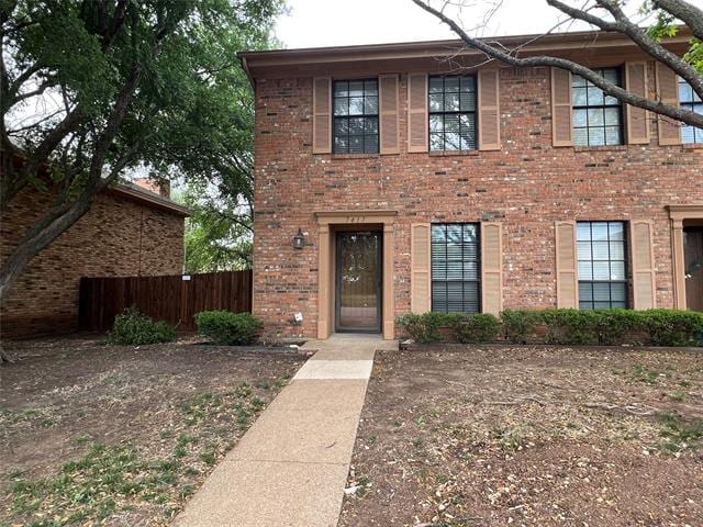Primary Photo - 7417 Kingswood Dr