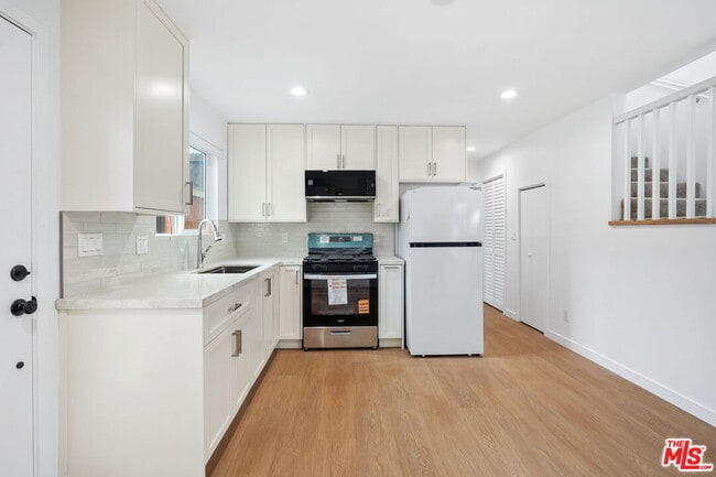 Foto del edificio - 2754 Dalemead St