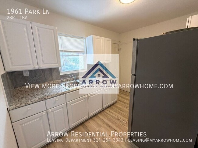 Foto del edificio - 1961 Park Ln