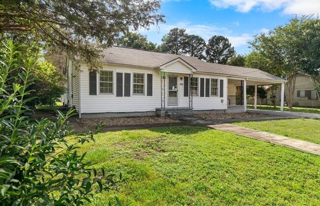Building Photo - 1721 Sherrod Ave