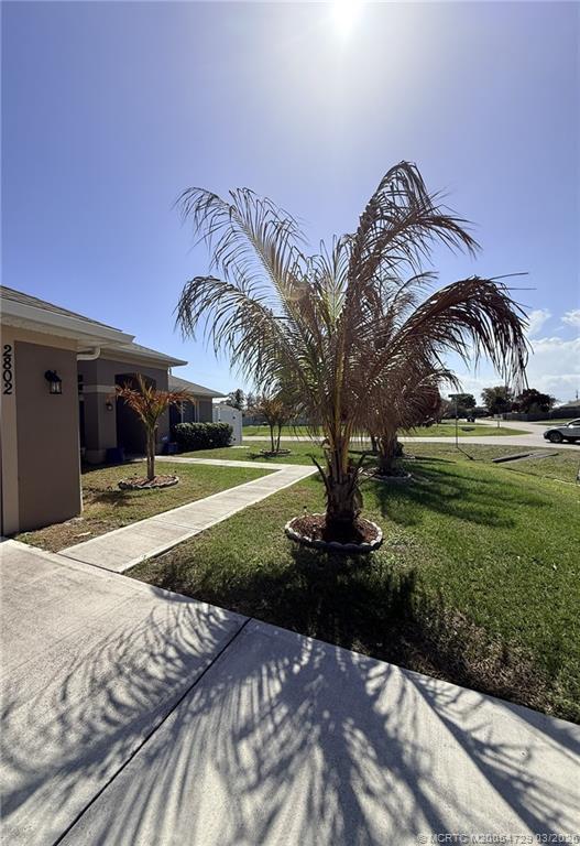 Foto del edificio - 2802 SE Buccaneer Cir