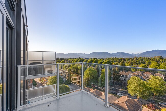 Building Photo - 2729 Kingsway-SI FL10-ID1560834P