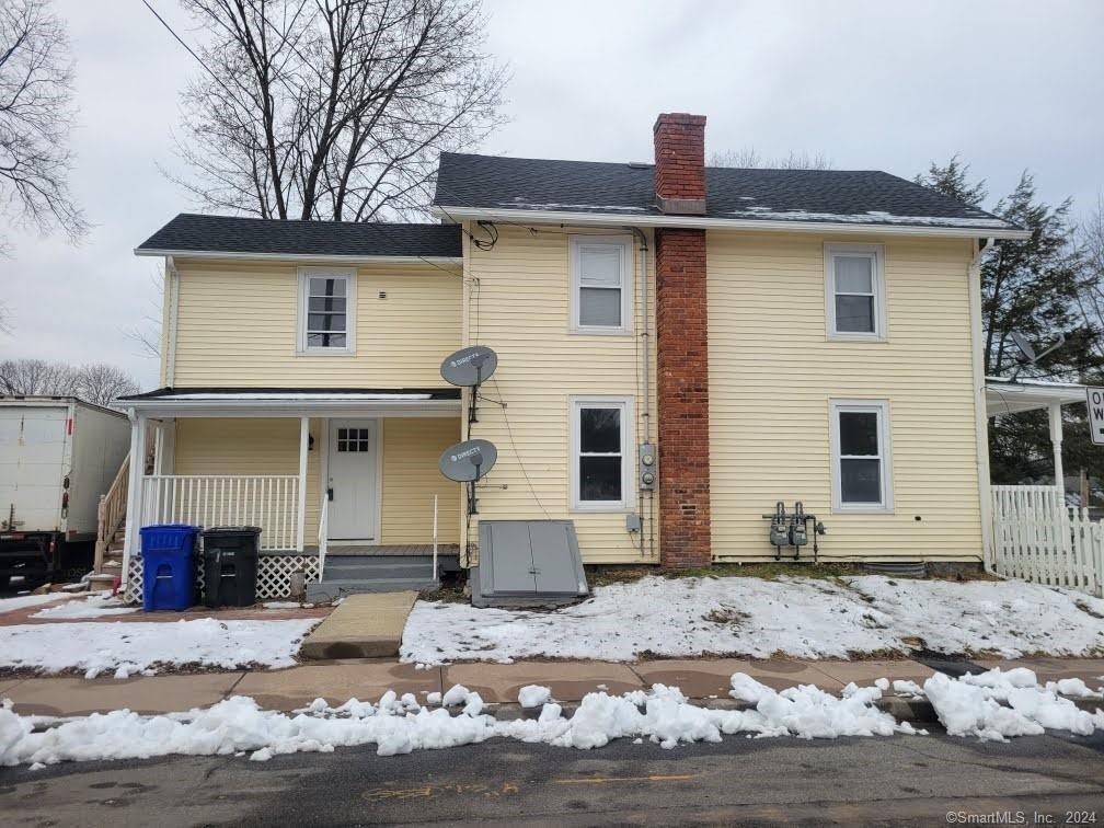 288 Litchfield St Unit 1, Torrington, CT 06790 Room for Rent in