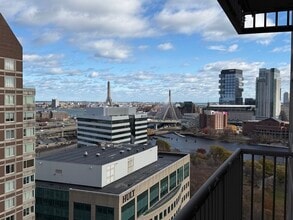 Building Photo - 8 Museum Way