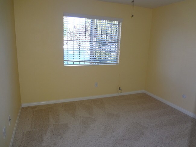 Foto del edificio - 4475 Hamilton St