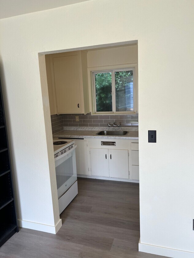 Foto principal - 3701 S 150th St