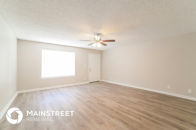 Foto del edificio - 7635 W Heatherbrae Dr