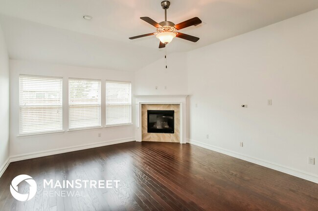 Foto del edificio - 6709 Roaring Creek
