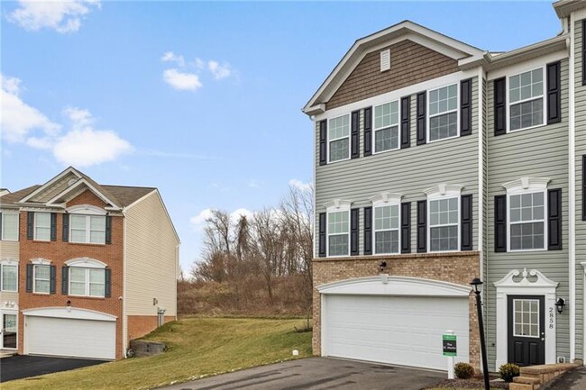 Foto del edificio - 2858 Canterbury Dr