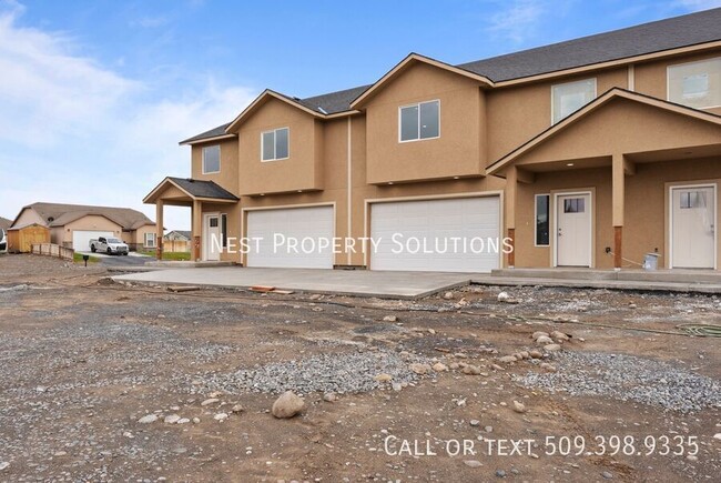 Building Photo - Brand New 3 Bed 2.5 Bath Townhome!! WSG In...