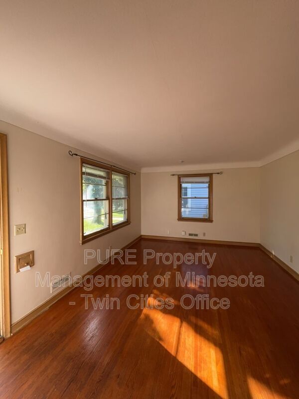Building Photo - 5812 Emerson Ave S