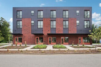 Building Photo - 1744 NW 15th St