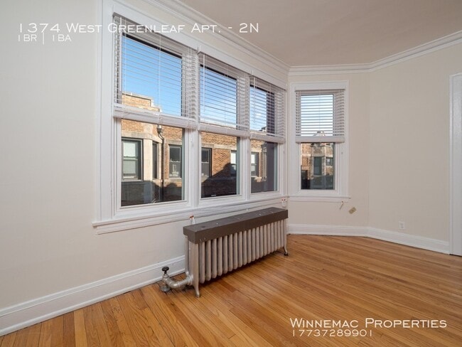 Building Photo - 1374 W Greenleaf Ave