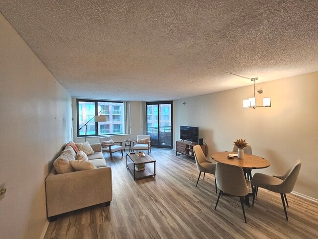 Foto del edificio - 440 N McClurg Ct