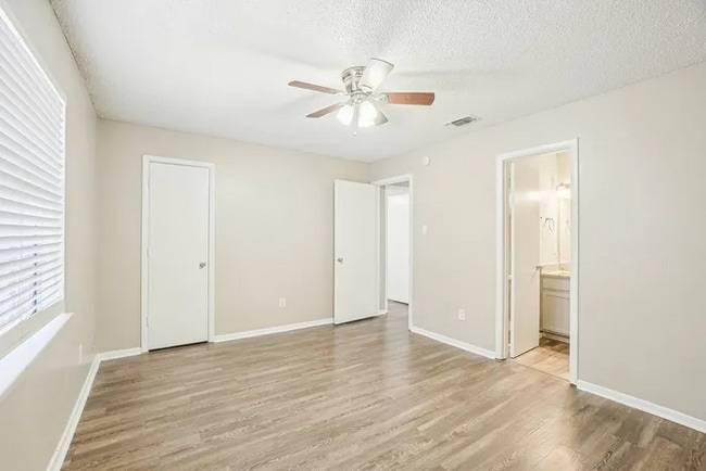 Building Photo - 3008 Sappington Pl