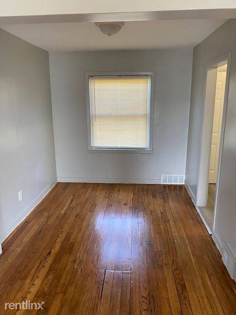 Building Photo - 2 br, 1 bath House - 456 Marquette Dr