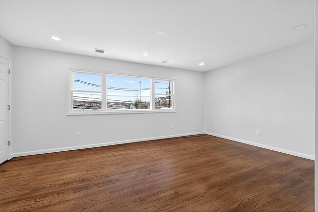 Foto del edificio - 269 Schuyler Ave