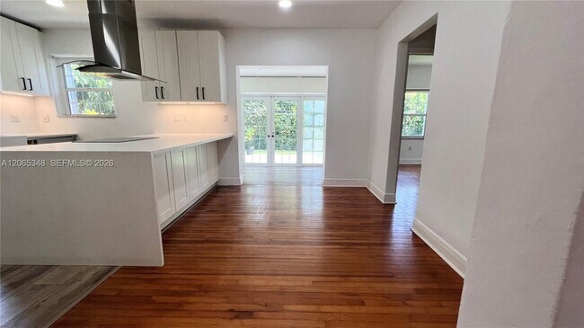Building Photo - 229 Cadima Ave