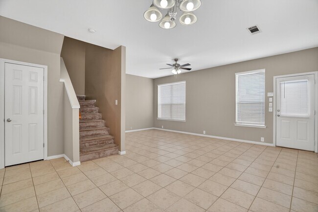 Foto del edificio - 10624 Traymore Dr