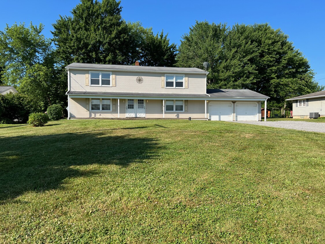 Front - 4121 Marr Rd