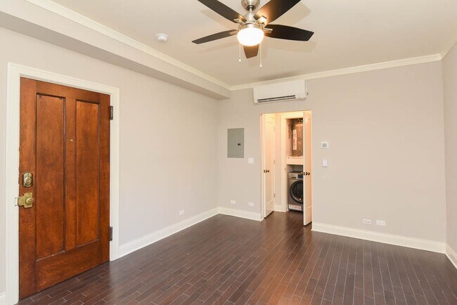 Foto del edificio - 640 W Wrightwood Ave