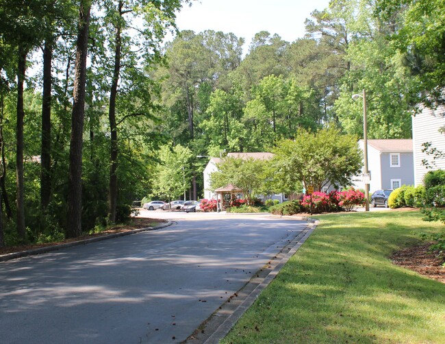 Building Photo - Pinegrove