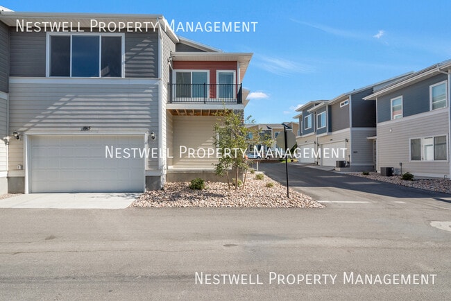 Building Photo - 1015 Sapphire Peak Dr