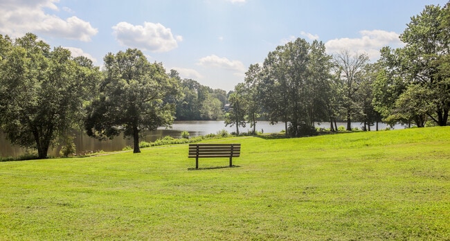 Building Photo - 1850 Charles Ct