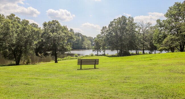 Foto del edificio - 1850 Charles Ct