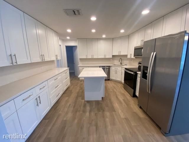 Foto del edificio - 4 br, 2.5 bath House - 200 SW 16th St