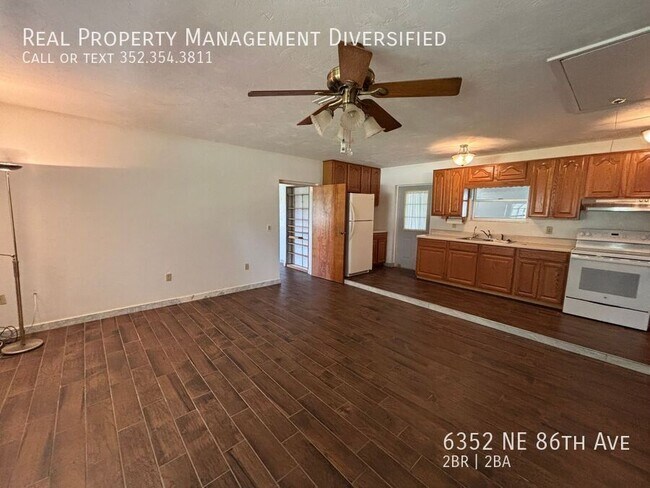 Building Photo - 6352 NE 86th Ave