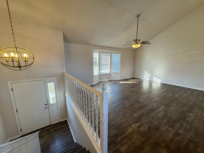 Foto del edificio - short term lease available