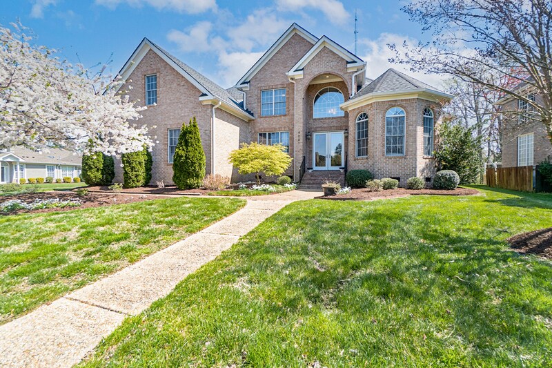 Foto principal - 4001 Estates Ln