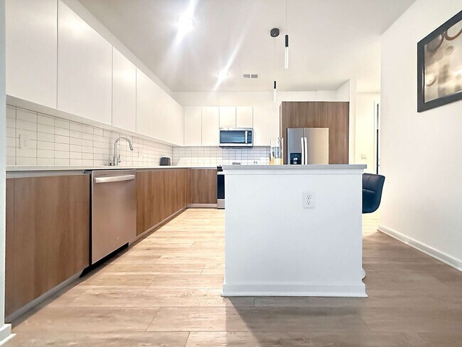 Foto del edificio - 5460 122nd Cir E