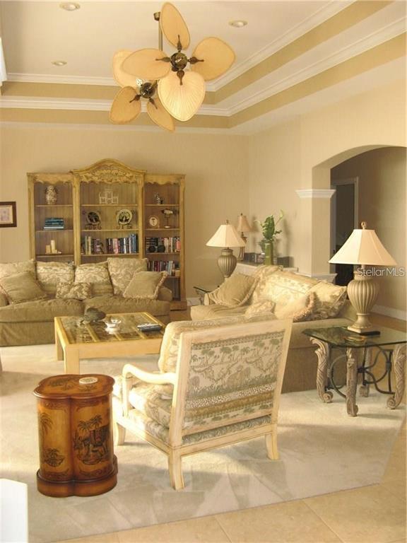 Foto del edificio - 376 W Royal Flamingo Dr