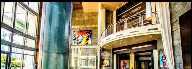 Foto del edificio - 690 SW 1st Ct