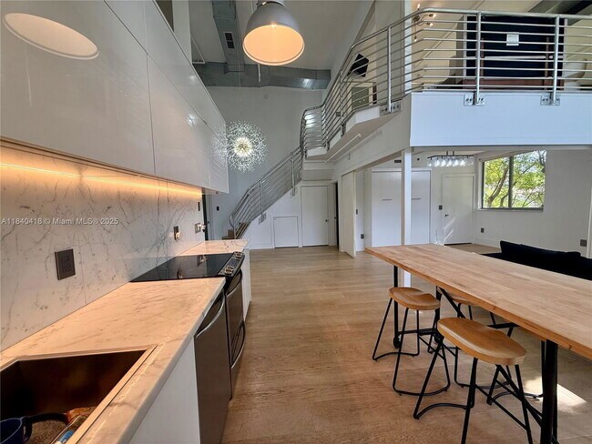 Foto del edificio - 900 4th St